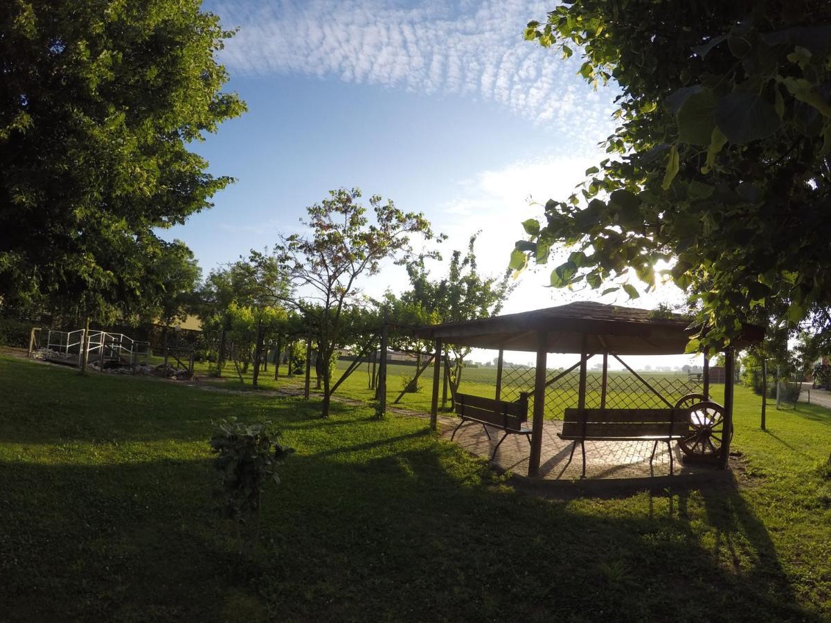 Agriturismo La Rebosola Ca Zennare Luaran gambar